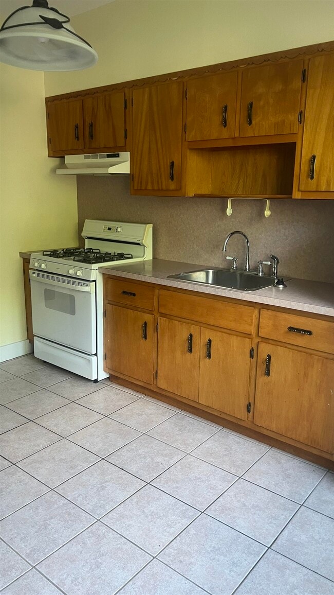 Photo - 31 W 48th St Unit 1