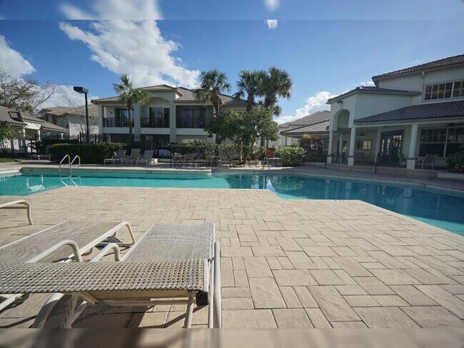 Photo - Harbour Island - Resort Style Living in a Gated Community Unit 0