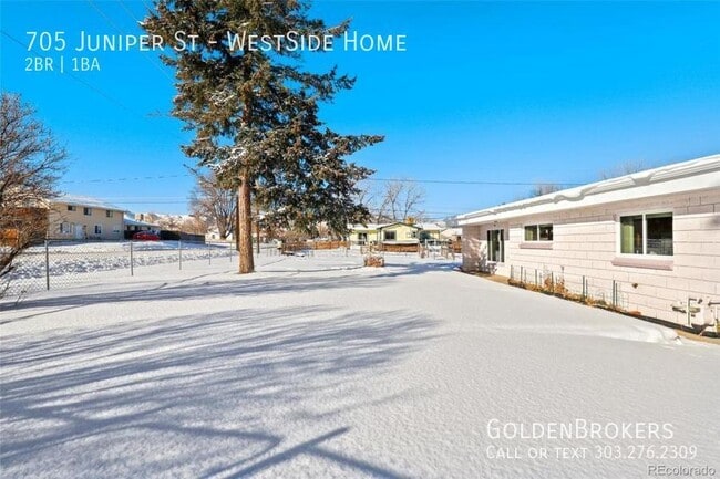 Photo - 705 Juniper St