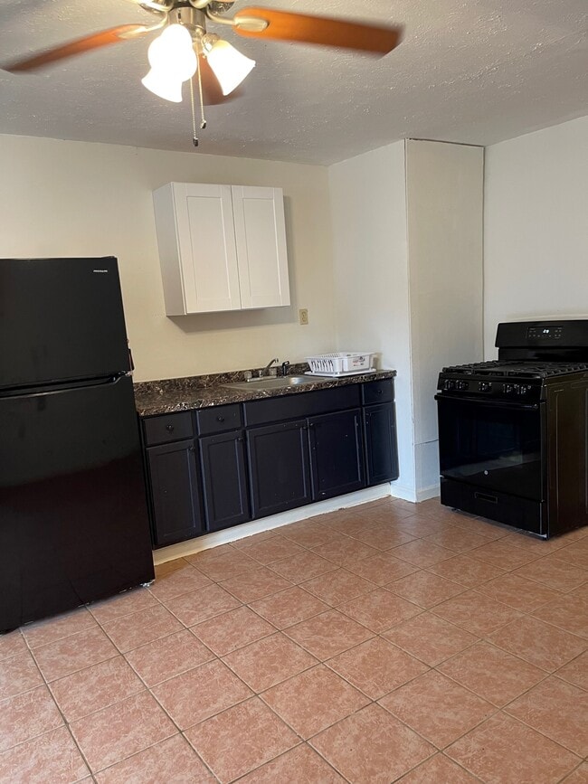 Photo - 1200 E 26th St Unidad 1