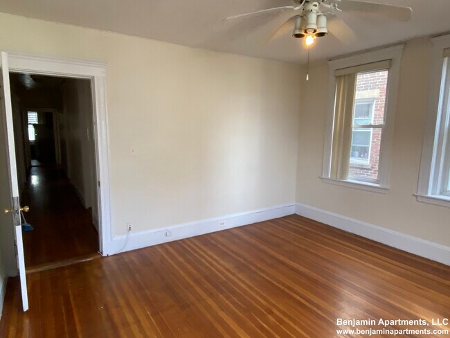 Photo - 15 Barrows St Unidad 13