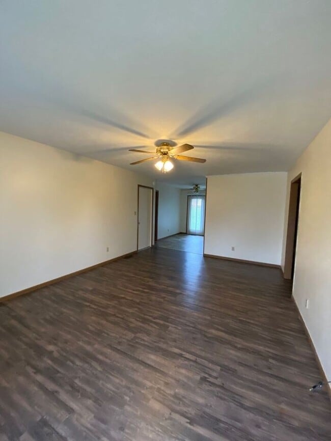 Photo - 3 Bdrm Duplex - Country Walk Estates. Pets Welcome!