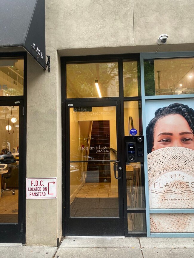 Photo - 1733 Chestnut St Unidad 302