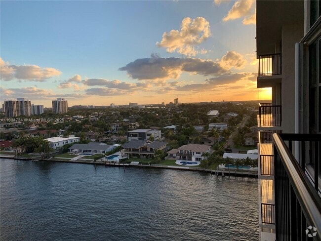 Building Photo - 2017 S Ocean Dr Unit 1408W Rental