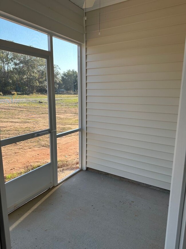 Photo - FOR RENT