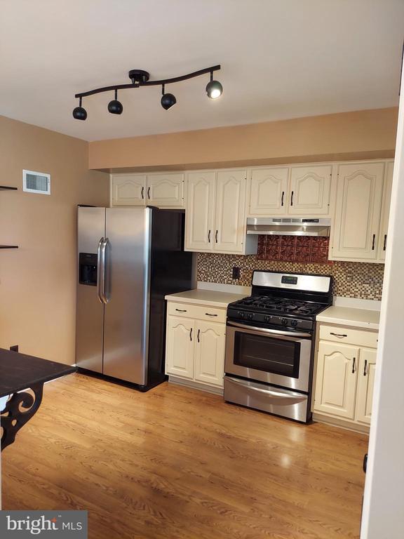 Photo - 104 Morgan Dr