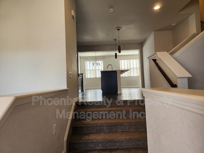 Photo - 589 Gallegos Cir