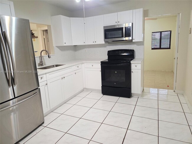 Photo - 4004 SW 20th St