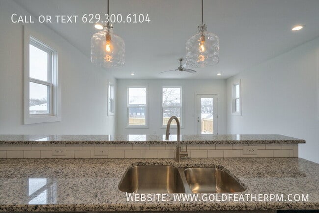 Photo - 2224 24th Ave N