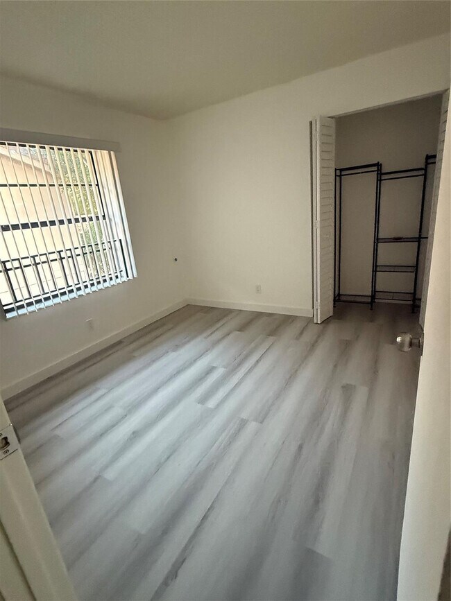 Photo - 3037 NW 92nd Ave