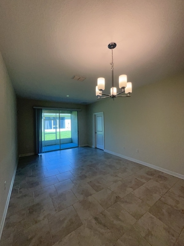 Photo - 1058 Quaker Rdg Ln
