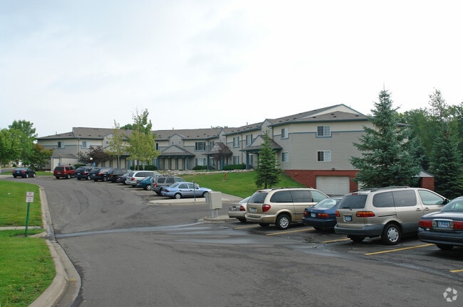 Photo - Lakeview Commons