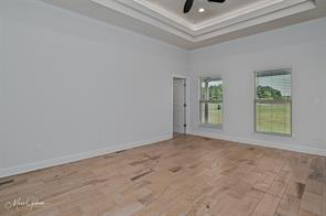 Photo - "Charming 3-Bed, 2-Bath Retreat on Sedgewi...