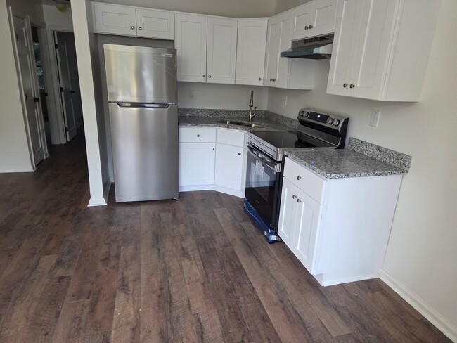 Photo - 1012 W 36th St Unidad 1012 w36th st  C