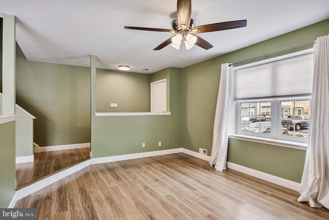 Photo - 101 Camber Ln