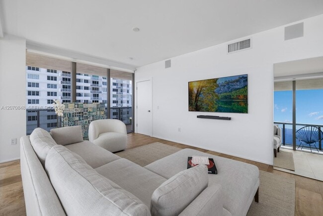 Photo - 5875 Collins Ave Unit 1102