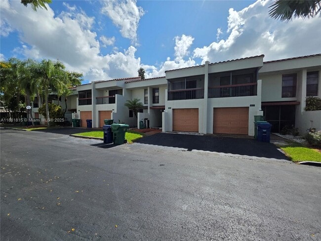 Building Photo - 6509 Racquet Club Dr Rental