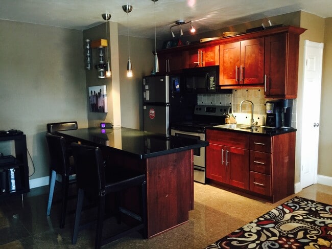 4300 N Ocean Dr Unidad B