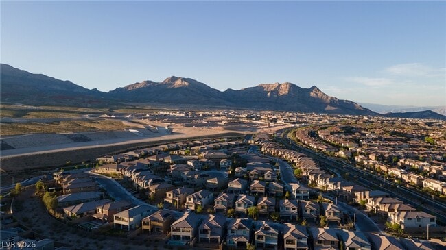 Photo - 400 Red Feather Peak Ct