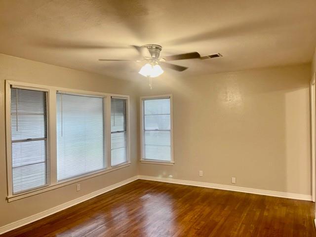 Photo - 3760 Kris St