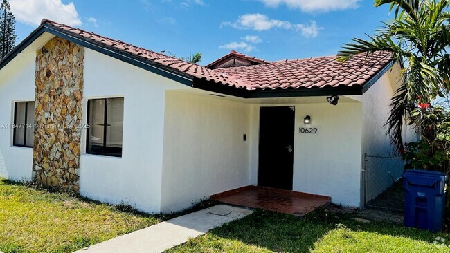 Building Photo - 10629 SW 68th Terrace Rental