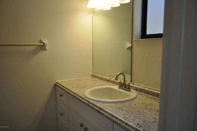 Photo - 165 Seawind Dr