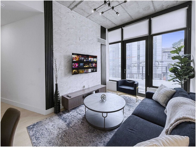 Building Photo - 1247 N 2nd St