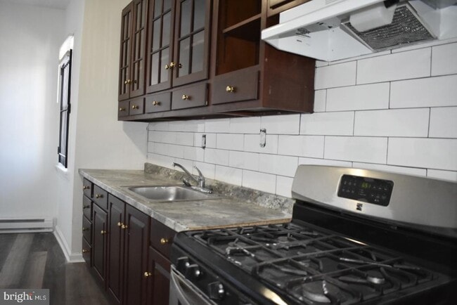 Photo - 10 S 62nd St