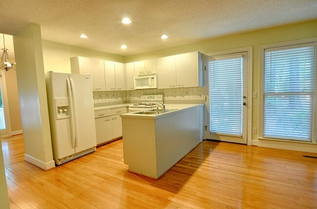 Photo - 3 bedroom Cul-de-sac Townhouse