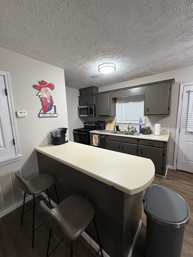 Photo - 3 Co Rd 2017