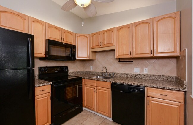 Photo - 800 NW Fork Rd Unit 7-10