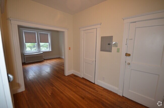 Building Photo - 9A Egremont Rd Unit 12 Rental