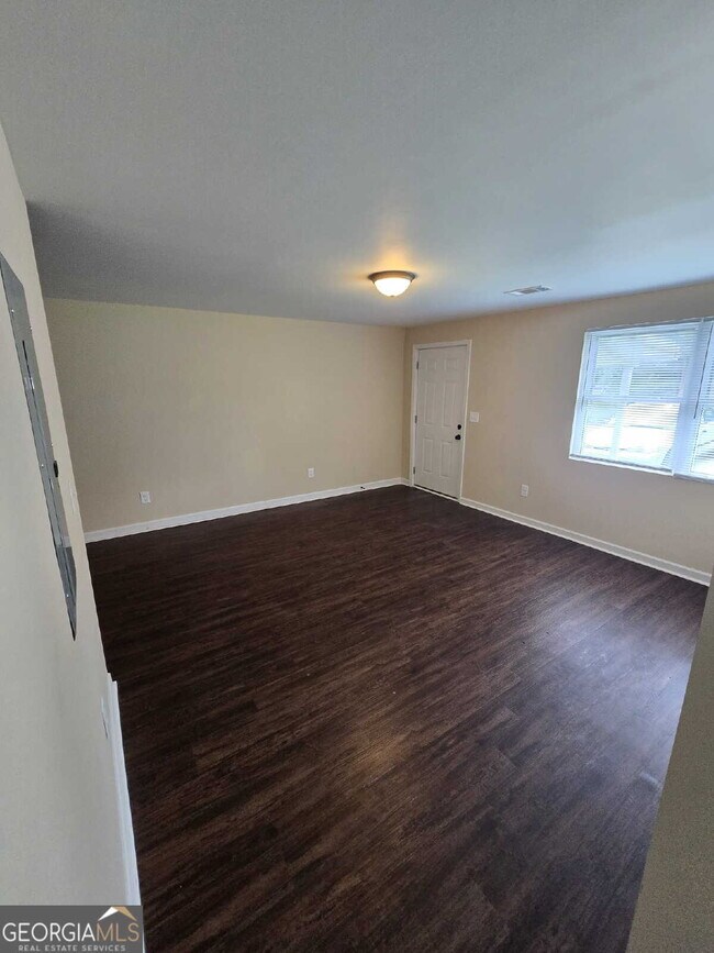 Photo - 510 Woodard Ave