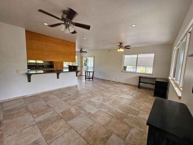 Building Photo - 15-1331-1331 24th Ave