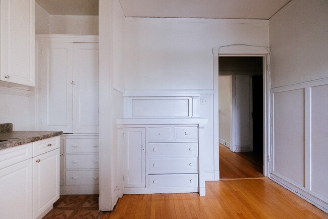 Photo - 1917 W Winnemac Ave Unit 3