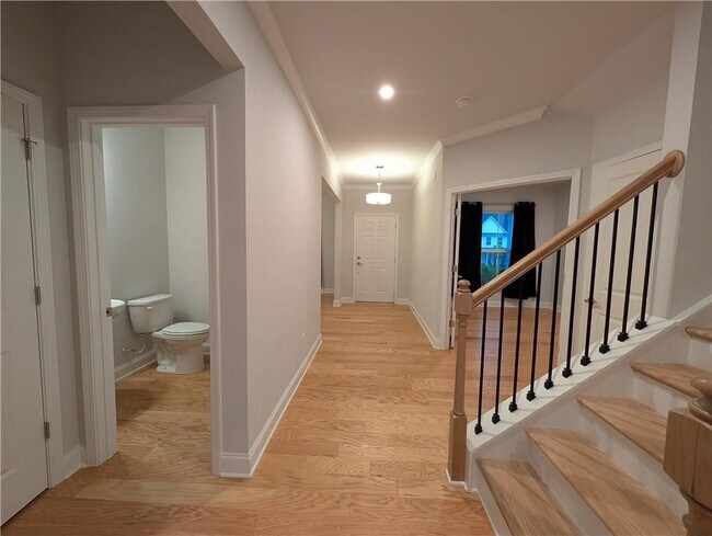 Photo - 406 Riverclub Rd