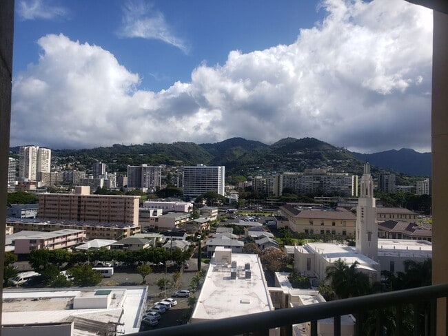 Photo - Must see One Kalakaua Unit Unit 1214