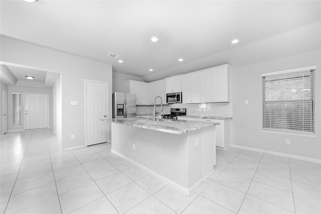 Photo - 24422 Skytrail Dr