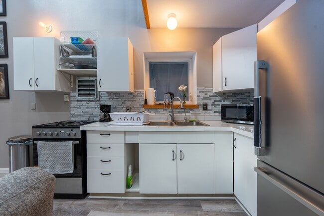 Photo - Secluded 2 Bed, 1 Bath Home with Carport, Oil Heat included!