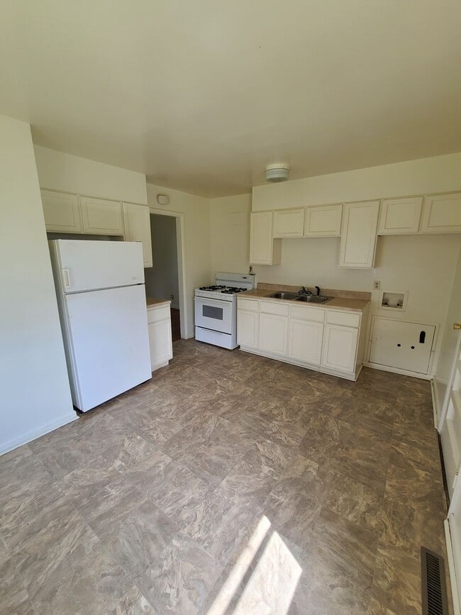 Photo - Pet Freindly Single Family 2 Bedroom