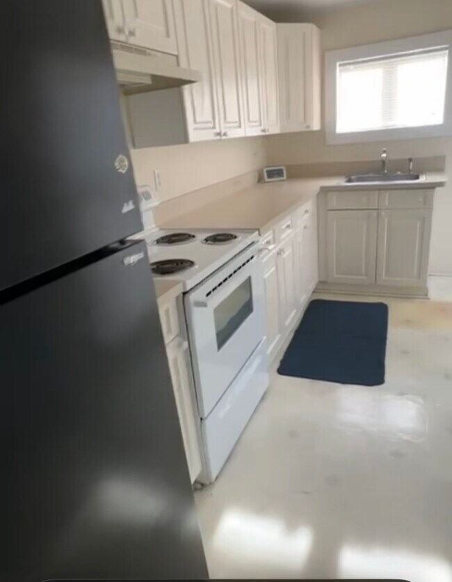 Cocina - 13520 NY-25 Unidad Apartment