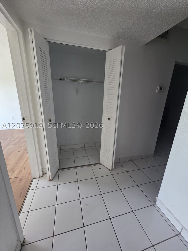 Photo - 5100 SW 41st St Unit 320
