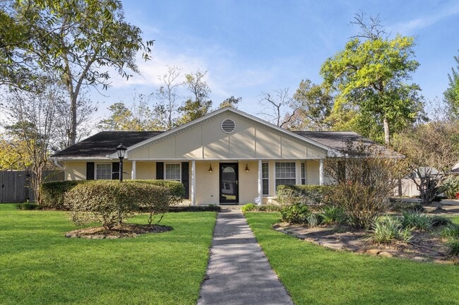 Building Photo - 25 Little John Ln