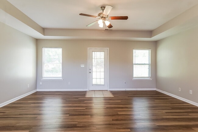 Photo - 21898 Eastern Valley Rd