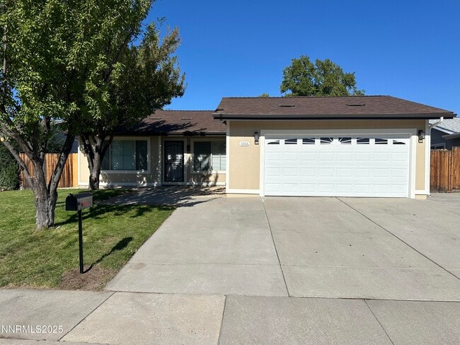 Building Photo - 1066 Palmwood Dr Rental