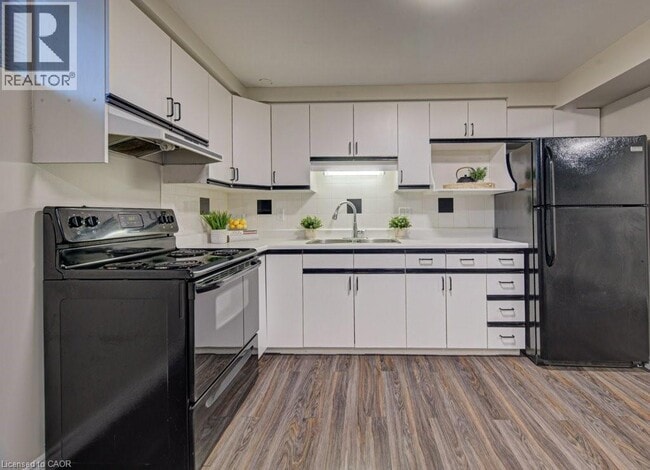 Photo - 15 Santa Maria Dr