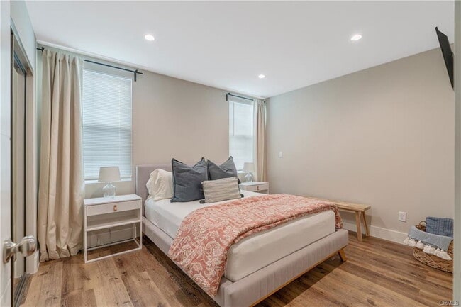 Building Photo - 8034 Airlane Ave