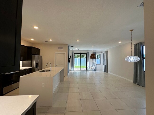 Photo - 7078 Rockwood Rd