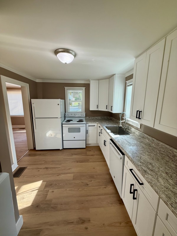 Photo - 1105 E 5th St