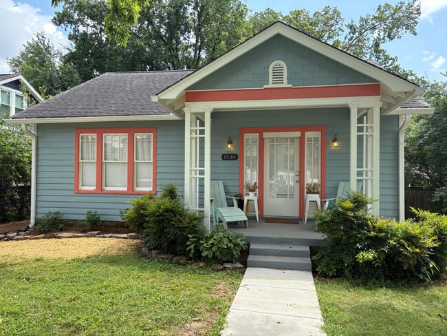 Building Photo - 1530 Douglas Ave Rental